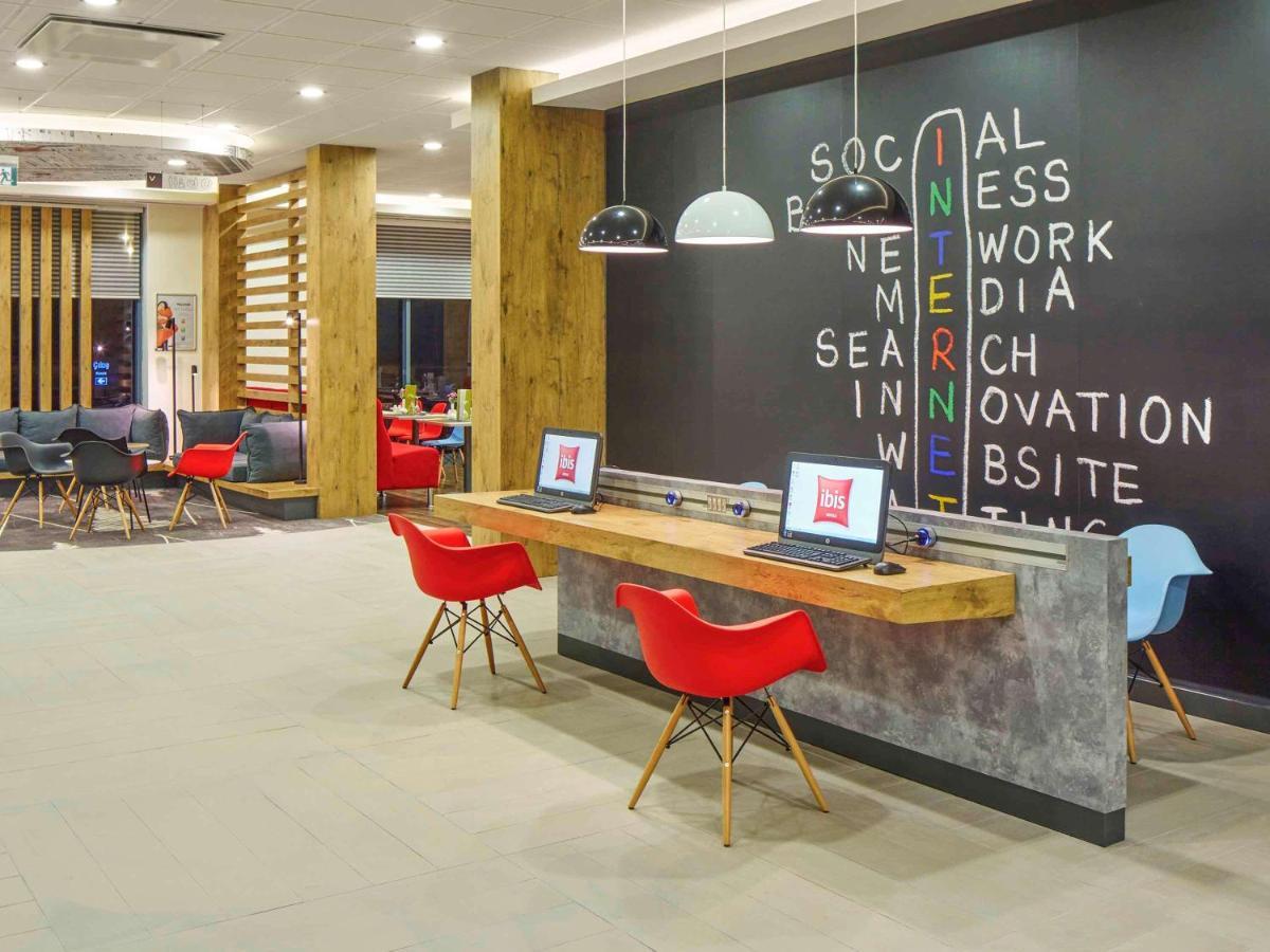 Otel Ibis Airport 3*